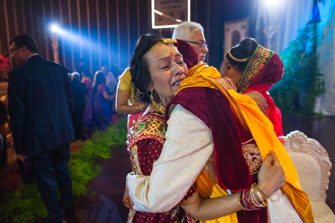 Hindu Wedding Photographers and Videographers in Lisbon, Portugal Hindu Wedding Photographers and Videographers in Lisbon, Portugal